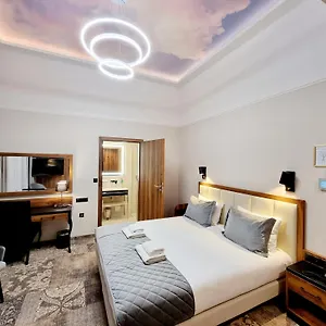 Sky Hotel Cracovia